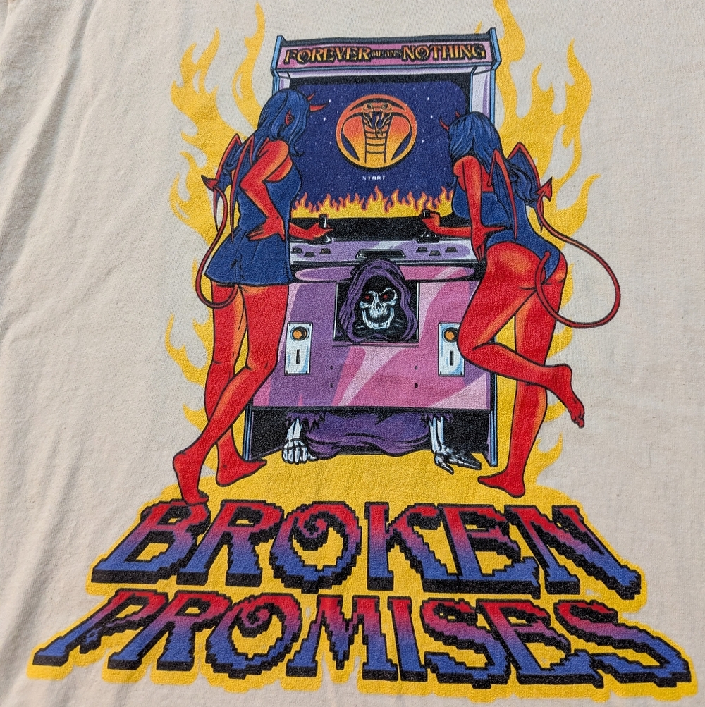 Broken Promises 2 Player Unisex Tee - Picture 5 of 8